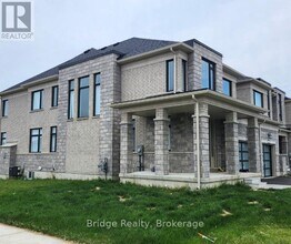 744 Khalsa Dr in Woodstock, ON - Building Photo - Building Photo