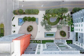 7751 NW 107th Ave in Doral, FL - Building Photo - Building Photo