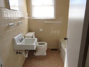 524 W Calhoun St in Sumter, SC - Building Photo - Building Photo