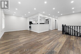 121 Tollgate Rd in Brantford, ON - Building Photo - Building Photo