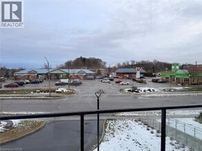 575 Conklin Rd in Brantford, ON - Building Photo - Building Photo