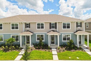 9662 Peace Dr in Orlando, FL - Building Photo