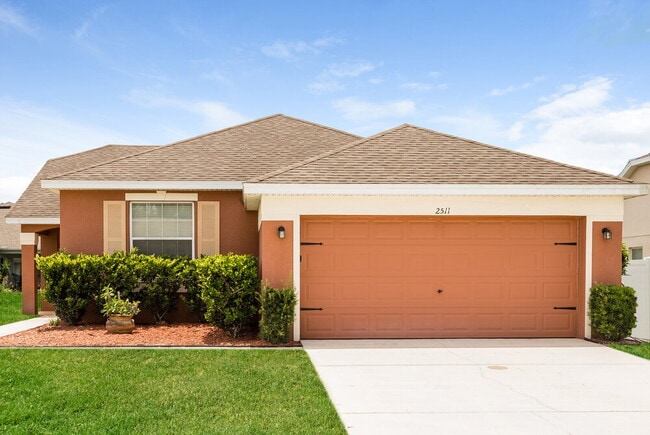 property at 2511 Bobby Lee Ln