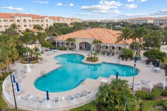 23 Harbour Isle Dr W in Fort Pierce, FL - Building Photo - Building Photo