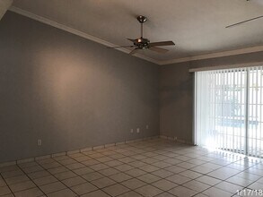 7944 Clubhouse Estates Dr in Orlando, FL - Building Photo - Building Photo