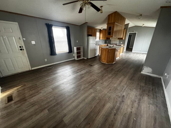 property at 1102 E Spring St