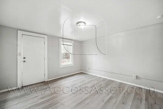 242 N Chestnut St in Lake Elsinore, CA - Building Photo - Building Photo