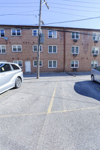 7234 N Ridge Blvd, Unit #507 in Chicago, IL - Foto de edificio - Building Photo