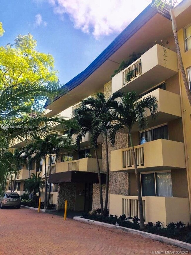 property at 1800 Sans Souci Blvd