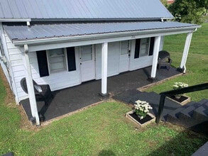 26 Kinsey Ave in Burnside, KY - Building Photo - Building Photo