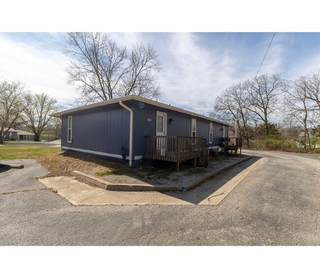 215 Wheaton Ct in Columbia, MO - Building Photo - Building Photo