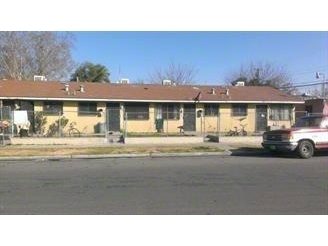 Fourplex in Fresno, CA - Building Photo - Building Photo