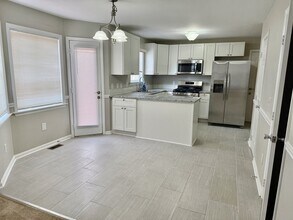 8613 Hobhouse Cir in Raleigh, NC - Building Photo - Building Photo