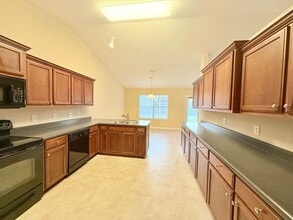 5994 Autumn Pines Cir in Pace, FL - Building Photo - Building Photo