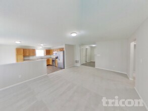 5477 Wood Hollow Dr in Indianapolis, IN - Building Photo - Building Photo