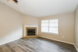 2847 Cross Creek Dr in Green Cove Springs, FL - Building Photo - Building Photo