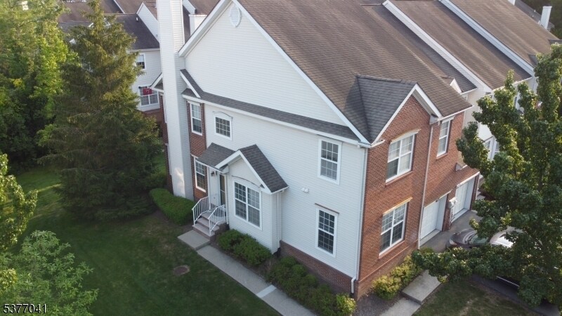 156 Gladstone Dr in Parsippany Troy Hills, NJ - Building Photo
