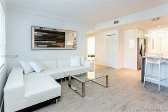 9220 Biscayne Blvd-Unit -1 in Miami Shores, FL - Building Photo - Building Photo