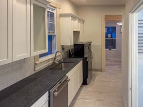 511 Spottswood St in Fredericksburg, VA - Foto de edificio - Building Photo