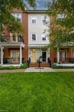 949 Bolling Ave in Norfolk, VA - Building Photo - Building Photo