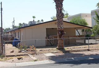 The Eves in Phoenix, AZ - Building Photo - Building Photo