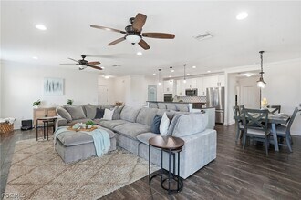 1632 SW 13th Terrace in Cape Coral, FL - Building Photo - Building Photo