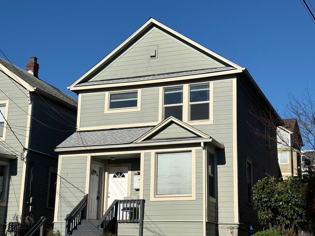 property at 556 Ward St