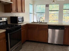 4973 Windsor Downs Ln in Decatur, GA - Building Photo - Building Photo