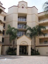 817 Mystic Dr in Cape Canaveral, FL - Building Photo
