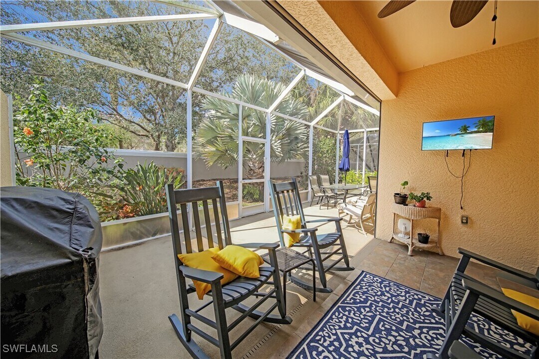 14151 Fall Creek Ct in Naples, FL - Building Photo