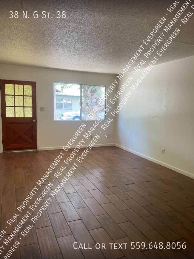 38 N G St in Porterville, CA - Building Photo - Building Photo