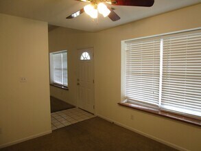 1616-1618-1618 Juniper Dr in Columbia, MO - Foto de edificio - Building Photo