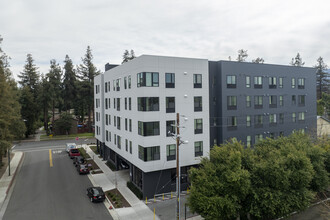 Mesa Terrace in San Jose, CA - Building Photo - Building Photo