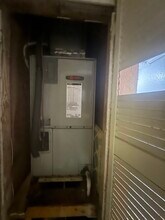 9504 Waynesboro Ave in Jacksonville, FL - Foto de edificio - Building Photo