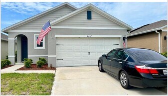 2657 Harmonia Hammock Rd in Harmony, FL - Building Photo