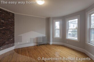 38 Cherry St in Somerville, MA - Building Photo - Building Photo