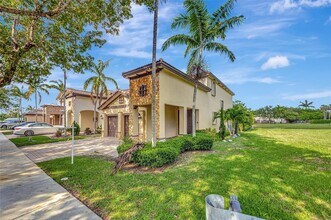 363 NE 25th Terrace in Homestead, FL - Building Photo - Building Photo