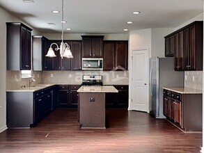 1522 Balvaird Dr SE in Lawrenceville, GA - Building Photo - Building Photo