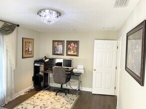 35 Postman Ln in Palm Coast, FL - Building Photo - Building Photo