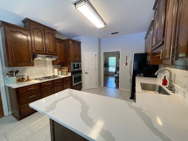 31072 Oakleigh Dr in Spanish Fort, AL - Building Photo - Building Photo