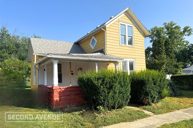 property at 617 E Smith St