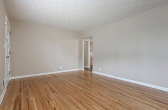 3857 Darlene Dr in Louisville, KY - Building Photo - Building Photo