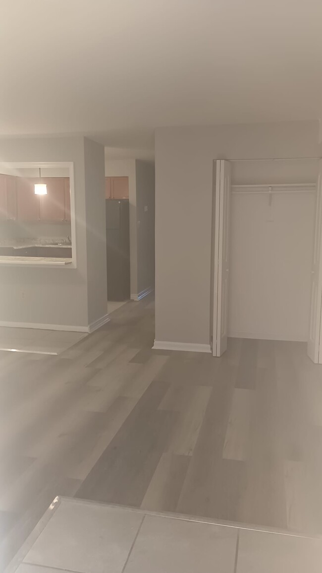 906 N Fulton Ave in Baltimore, MD - Building Photo - Building Photo