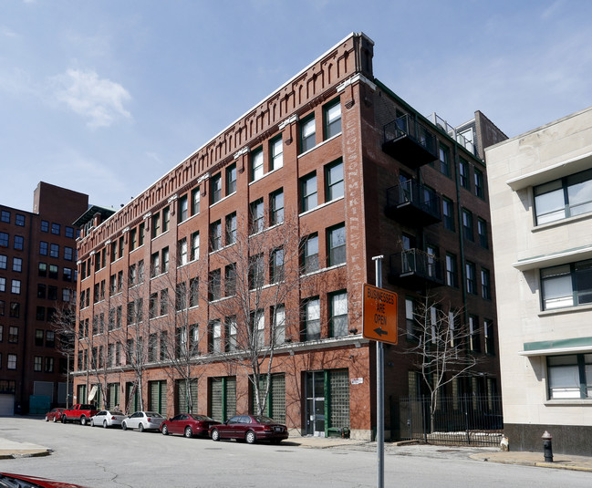 Elder Shirts Lofts in St. Louis, MO - Building Photo - Building Photo