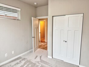 Seven Seven Oaks St SE in Lacey, WA - Building Photo - Building Photo