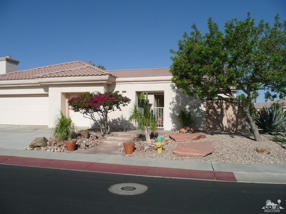 37513 Festival Dr in Palm Desert, CA - Building Photo