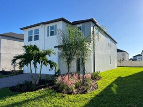 7141 119th Ct E in Palmetto, FL - Building Photo - Building Photo