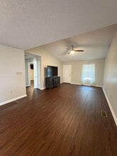 1807 Brookline Ct in Jefferson City, TN - Building Photo - Building Photo