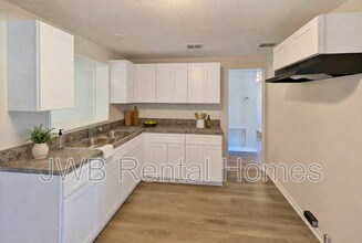 2462 Quail Ave in Jacksonville, FL - Building Photo - Building Photo