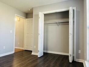 1808 Lakewood Village Dr in Nashville, TN - Building Photo - Building Photo